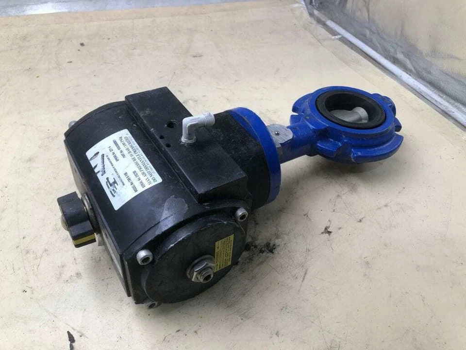 Válvula mariposa oblea de hierro fundido Grinnell WC-8270-4 2" accionada por aire 250 PSI Foto 4 de 4
