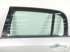 Porte arrière et accessoires Renault VEL SATIS