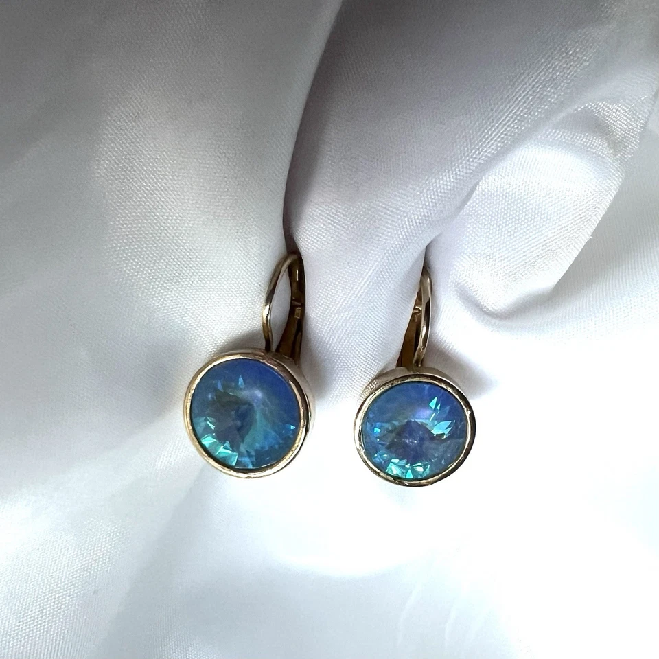 Pendientes colgantes de ensueño Swarovski cristal azul tono dorado Bella precioso estado Foto 2 de 4