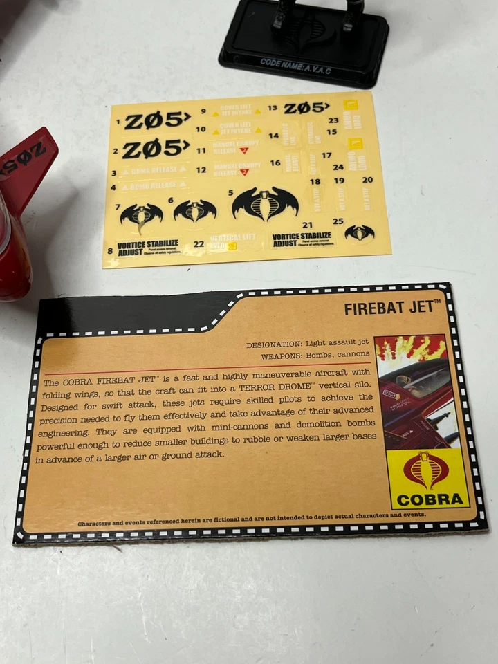 25TH ANNIVERSARY HASBRO G.I JOE COBRA FIREBAT JET W/ A.V.A.C. PILOT AVAC FIGURE - Image 2 of 4