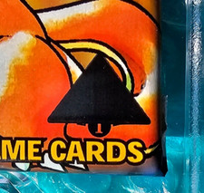 1999 Pokemon Base Set CHARIZARD Black Triangle 1st Edition Error Pack PSA-9 MINT