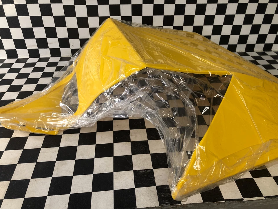 Ski-Doo MXZ Renegade Sport XP 500SS 600 800 2008-2018 FABRICANTE DE EQUIPOS ORIGINALES PANEL DERECHO AMARILLO EMP Foto 4 de 4