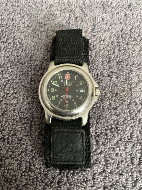 swiss army watch 3888