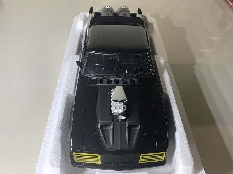 AUTOart MADMAX2 Interceptor 1/18 Unopened, unused Black w AUTOart MADMAX2 Interceptor 1/18 Unopened, unused Black w