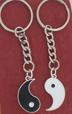 Yin Yang Keyring set share Charm metal keychain couple ying