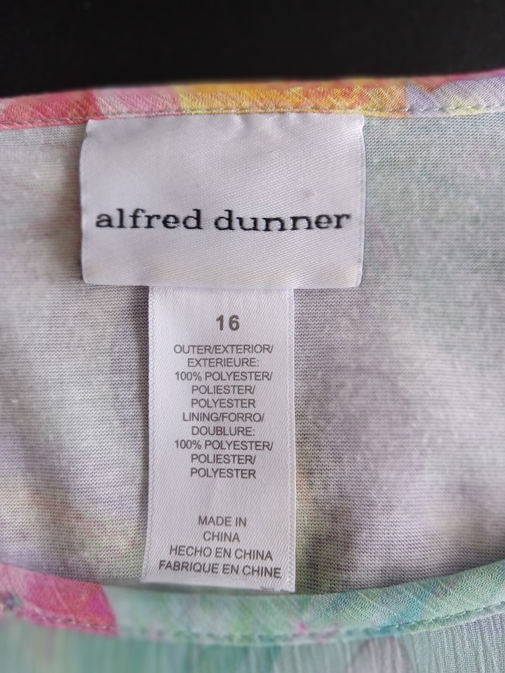 Alfred Dunner size 16 pastel colored floral cape blouse. Excellent