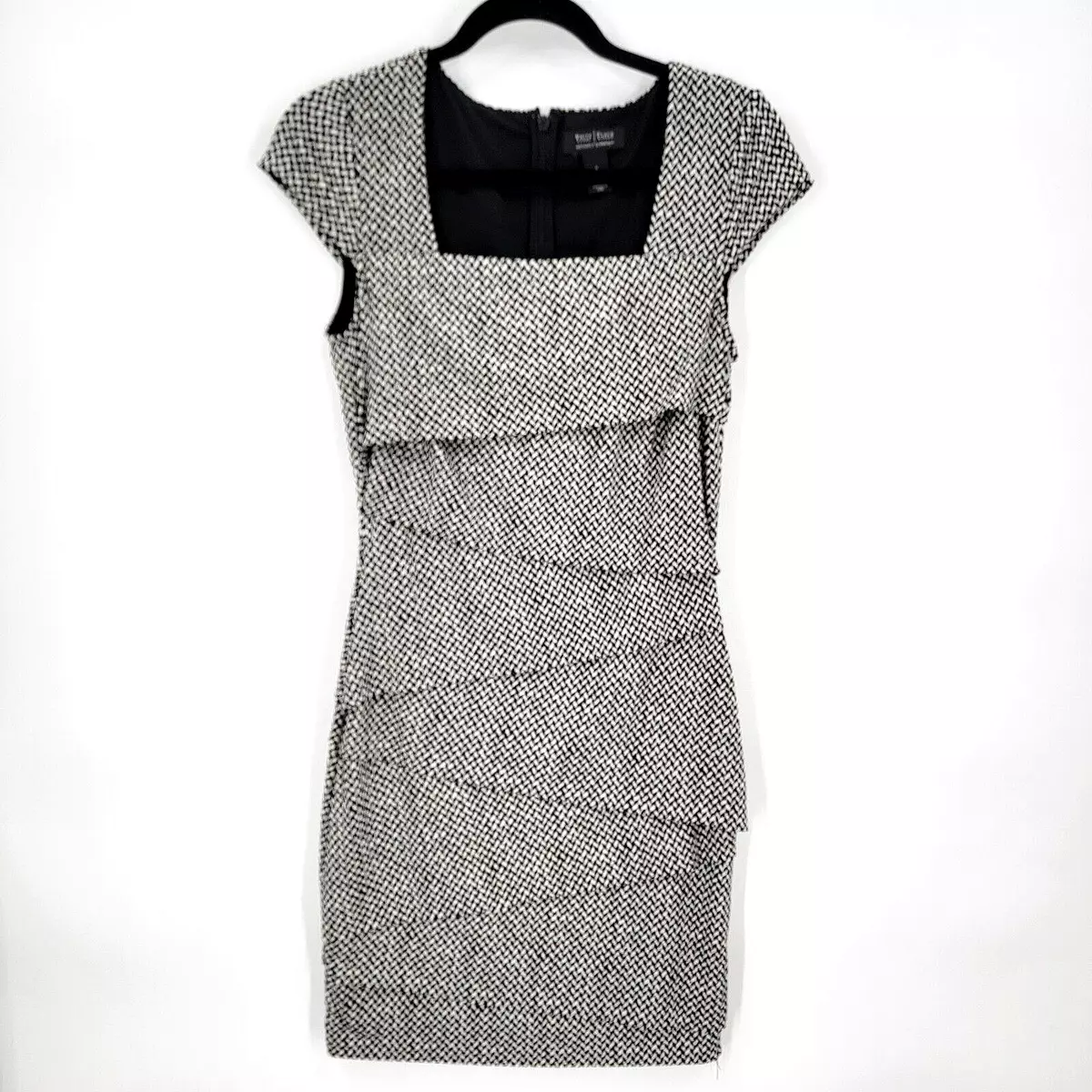 Whbm instantly store slimming dress
