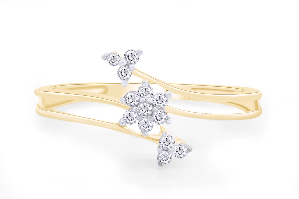 Anillo para mujer con diseño de flores de diamantes naturales de corte redondo en oro macizo de 10K Foto 3 de 4