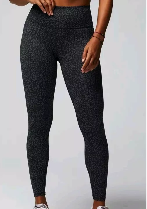 fabletics powerhold high waisted 7/8 camo leggings