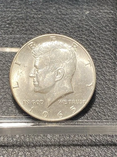 1965 no mint mark John F. Kennedy Half Dollar 90% Silver, beautiful.