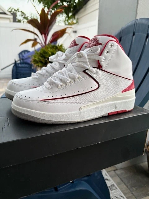 Talla 8.5 - Air Jordan 2 Retro Chicago Home Foto 4 de 4