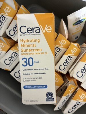 CeraVe Zinc Oxide Hydrating Mineral Face Sunscreen Lotion - SPF 30 - 2.5oz