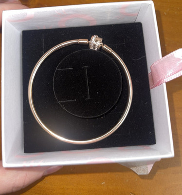 SPARKLING SHOOTING STAR CLASP BANGLE - PANDORA ROSE - 19CM * RETIRED * BRAND NEW