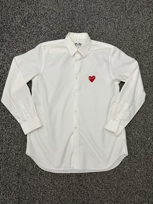 Comme Des Garcon Play weißes Langarmshirt rotes Herz Größe M