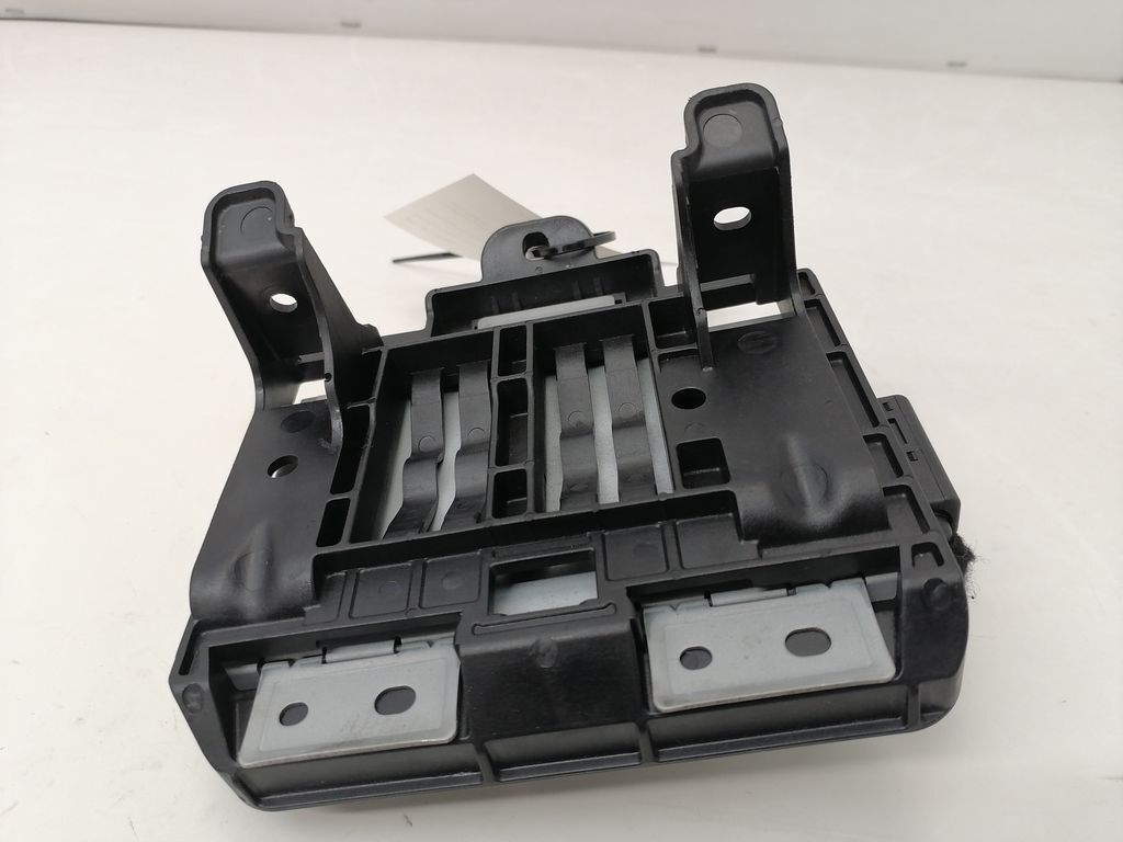 Mercedes-Benz E W212 2011 Other control units/ modules A2049009301  