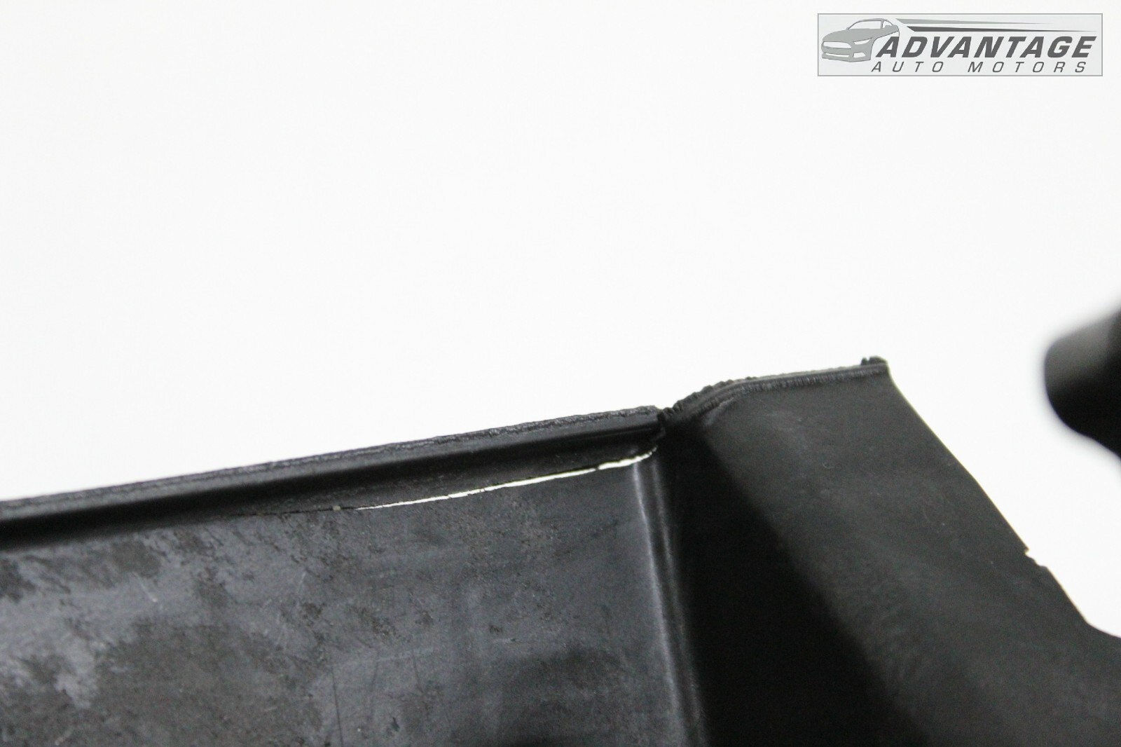 Maserati Ghibli 2014-2020 Support bracket P/N 05112061AK