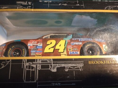 Jeff Gordon 1:25 Scale Chromalusion Dupont Limited Edition Chevy Monte Carlo - Picture 11 of 12