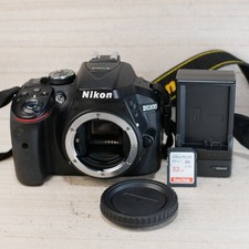 Nikon D5300 24 MP DSLR Camera Body *GOOD/TESTED* SHUTTER COUNT 17,413 W 32gb SD