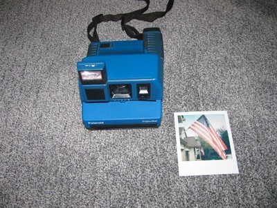 Vtg Polaroid Blue Impulse 600 Instant Film Camera - Film Tested - Please Read