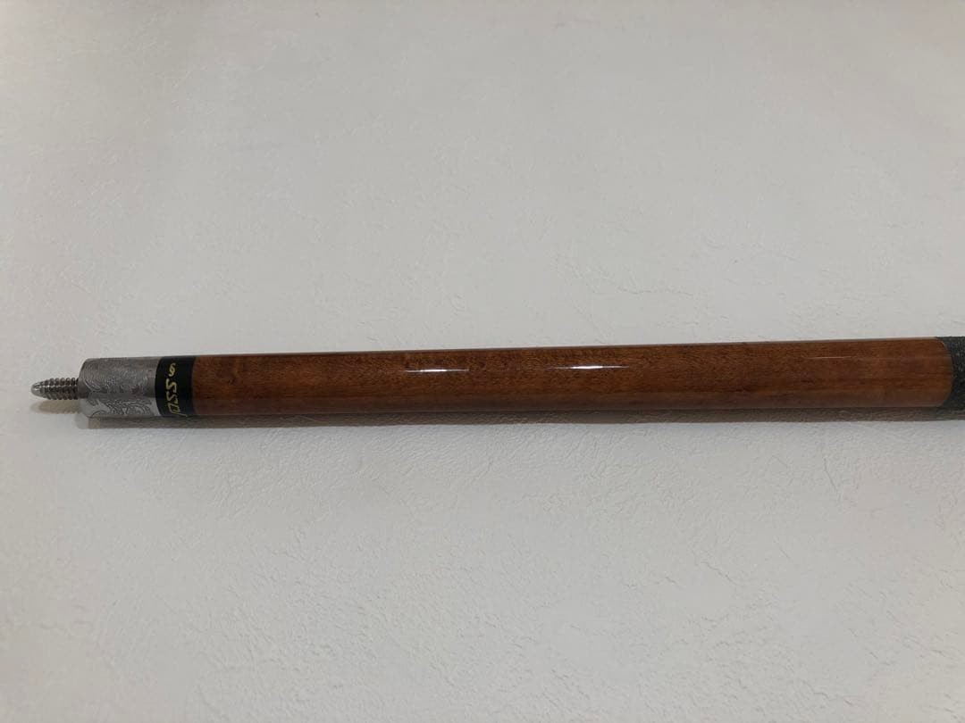 Vintage JOSS Cue Predator 314-Z2 2 AN Shafts Gold Logo Billiard