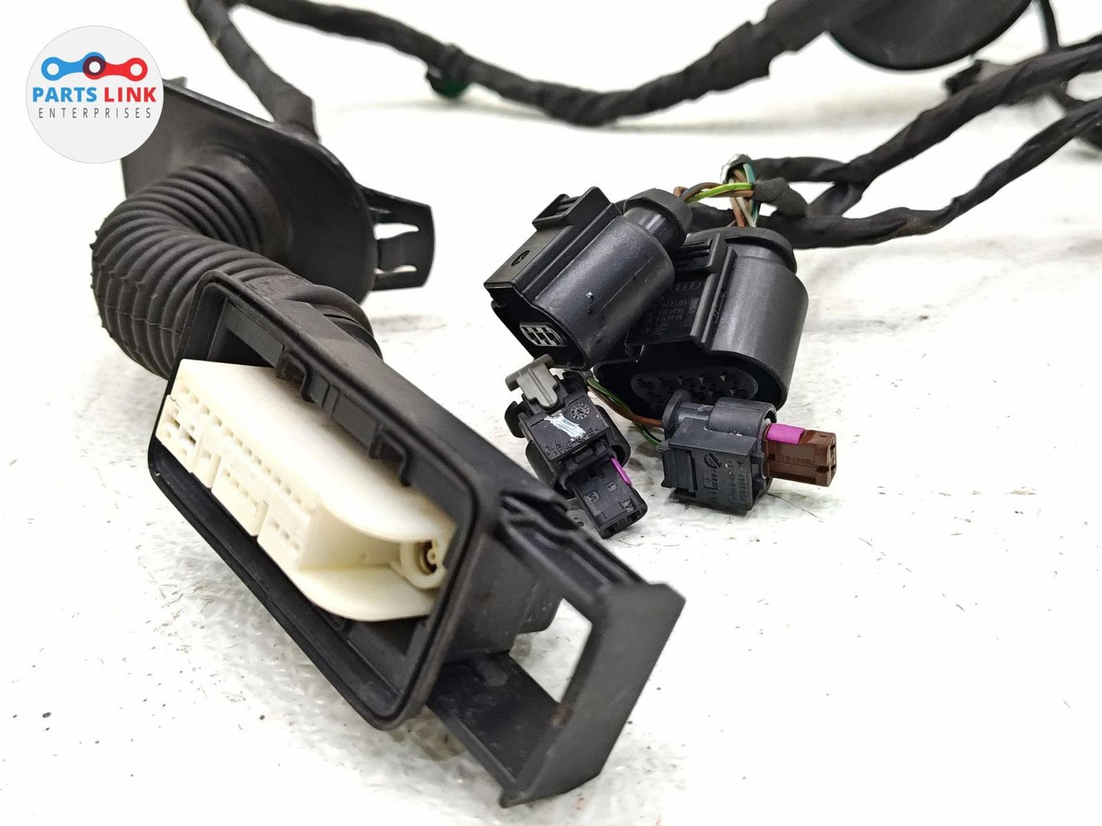 Bentley Bentayga 2018 Front Left Door wiring harness