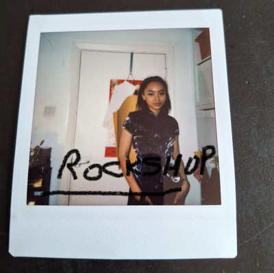 GRIFF PERSONALLY OWNED AND WORN CHEONGSAM STYLE GREY TOP  WITH POLAROID & PROOF