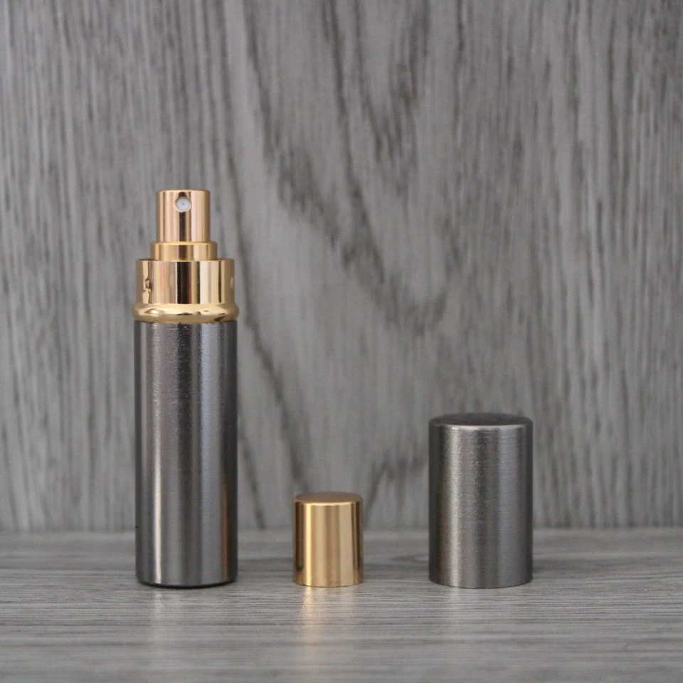 8 cm, Vaporisateur rechargeable dans son étui gris anodisé, vaporisateur de par - Photo 3/4