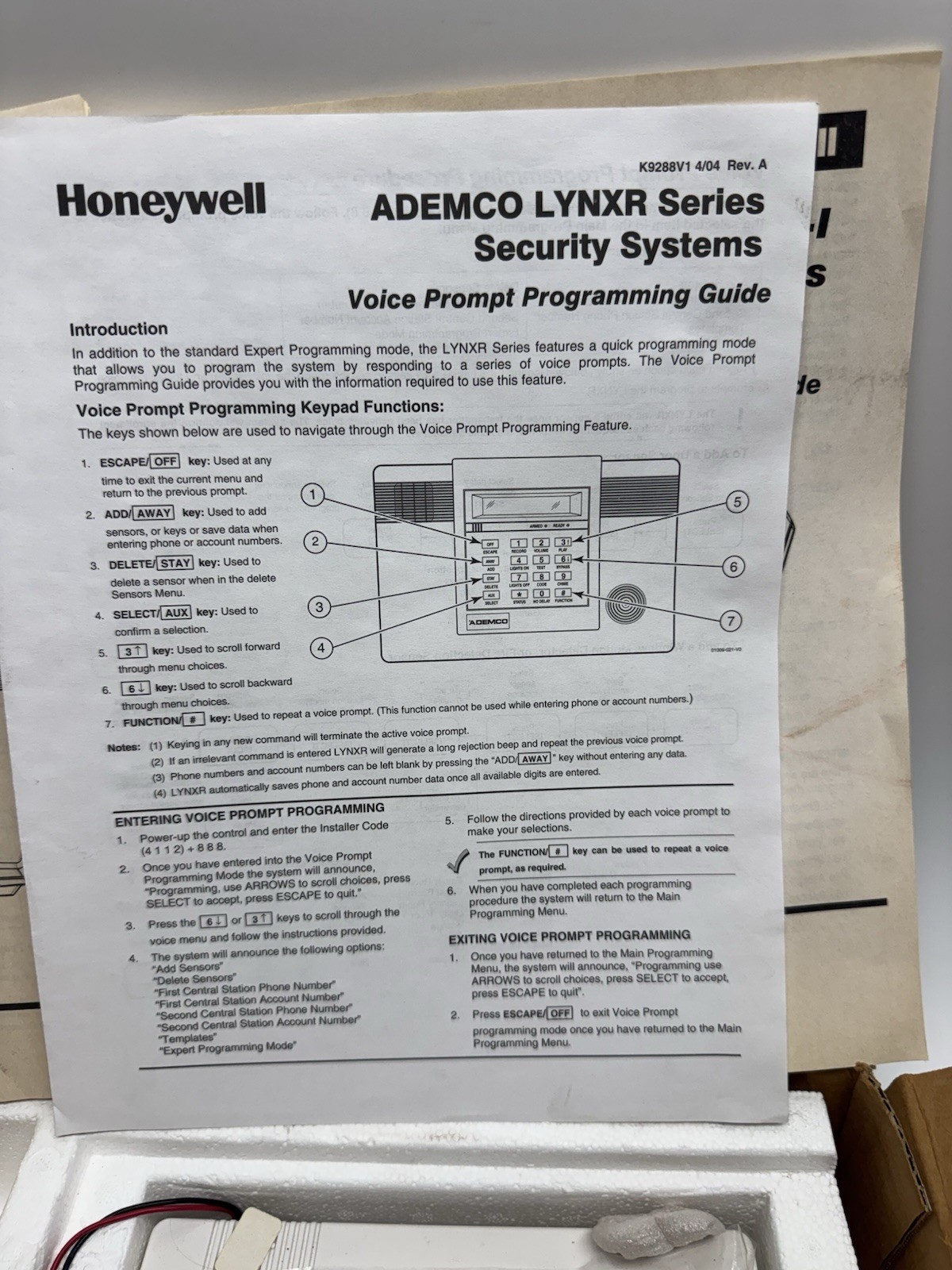 VINTAGE NOS Ademco Honeywell LYNXR-1 Security System