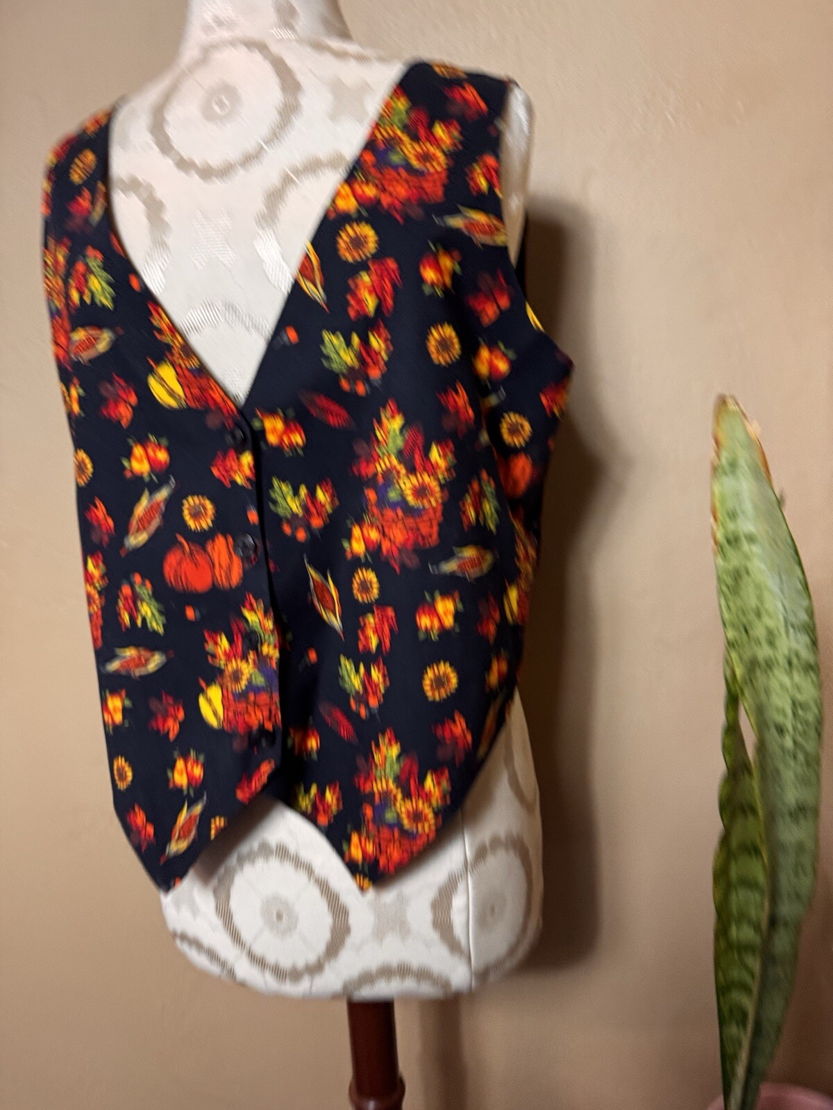 VTG Fall Designs Basic Editions Button Up Vest Sz… - image 11