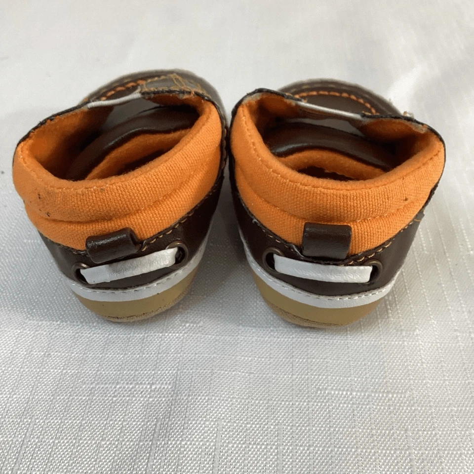 Zapato Infantil Izod Marrón y Naranja Talla 1 Foto 4 de 4