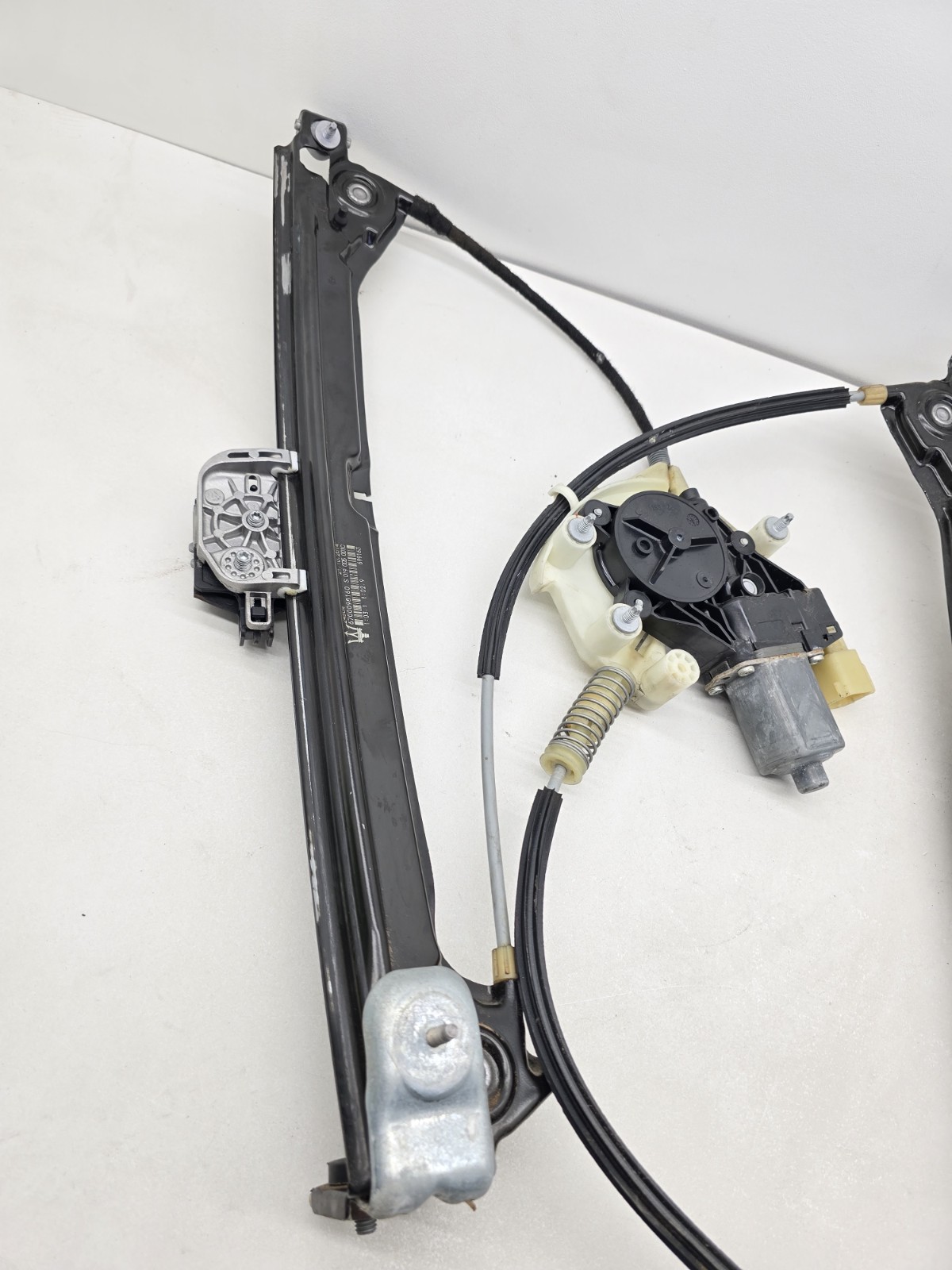 14-22 Maserati Ghibli Front Right Passenger Side Window Regulator Motor Oem