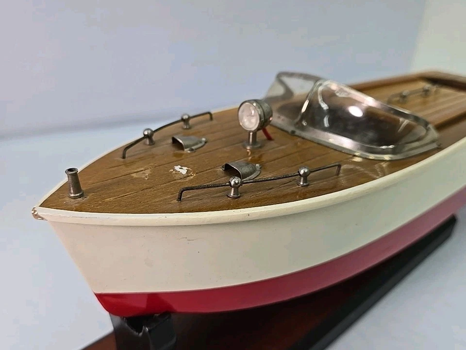 Modelo de barco a motor de madera vintage con caja original sin probar hecho en Japón Foto 2 de 4