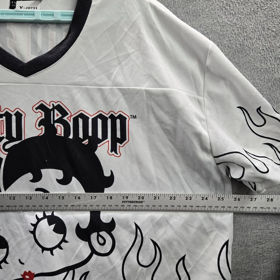 Camiseta Betty Boop para mujer XL blanca gráfica 30 Fleischer Studios Flames Foto 4 de 4