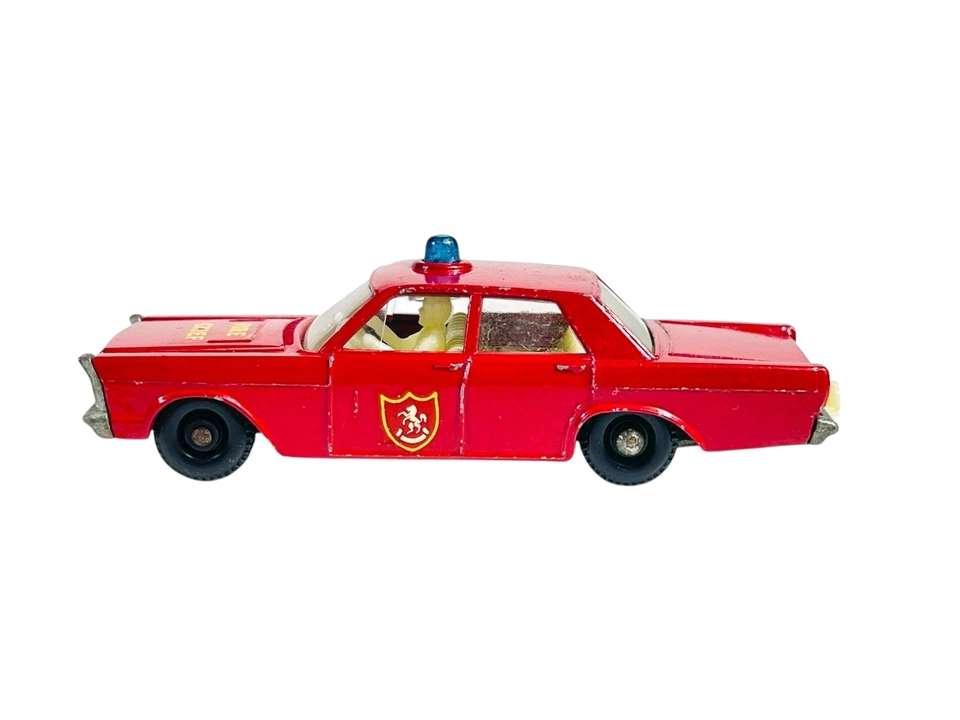 Matchbox Lesney No. 59 BPW Fire Chief Car w/E4 Box - Image 2 of 4