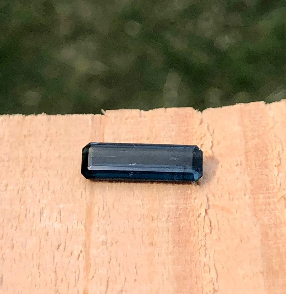 Brilliant 2.5ct Indicolite Tourmaline  Lustrous Emerald Cut from Afghanistan - Image 3 of 4