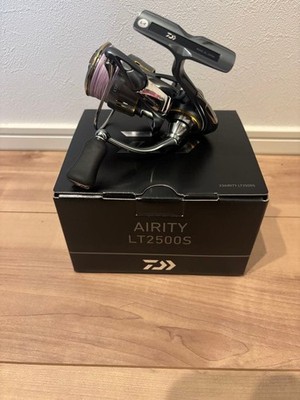 Excellent DAIWA 23 Airity Spinning Reel Mint VARIVAS LT2500S PE0.6 Fishing Reel