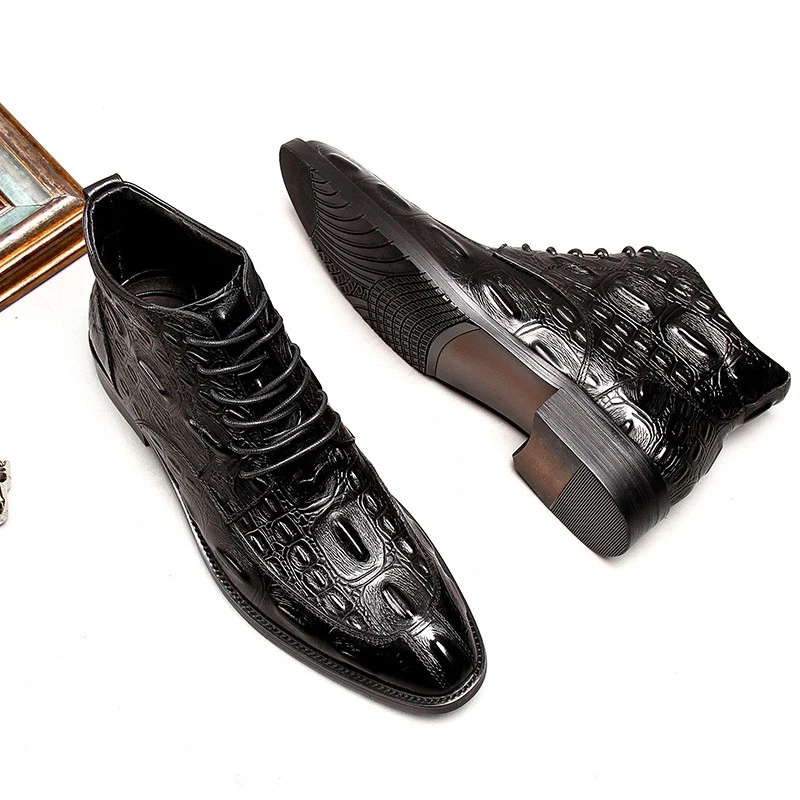 Botas Chelsea Británicas Para Hombres Cuero Real Negocios Con Cordones al Tobillo Estampadas de Cocodrilo Foto 3 de 4