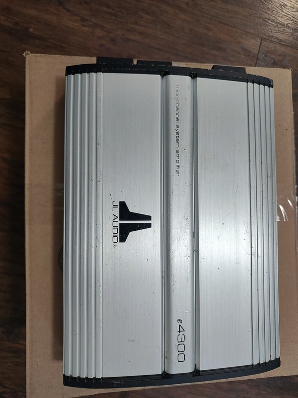 JL Audio E4300 4-Channel Car Amplifier UNTESTED!!!!!!