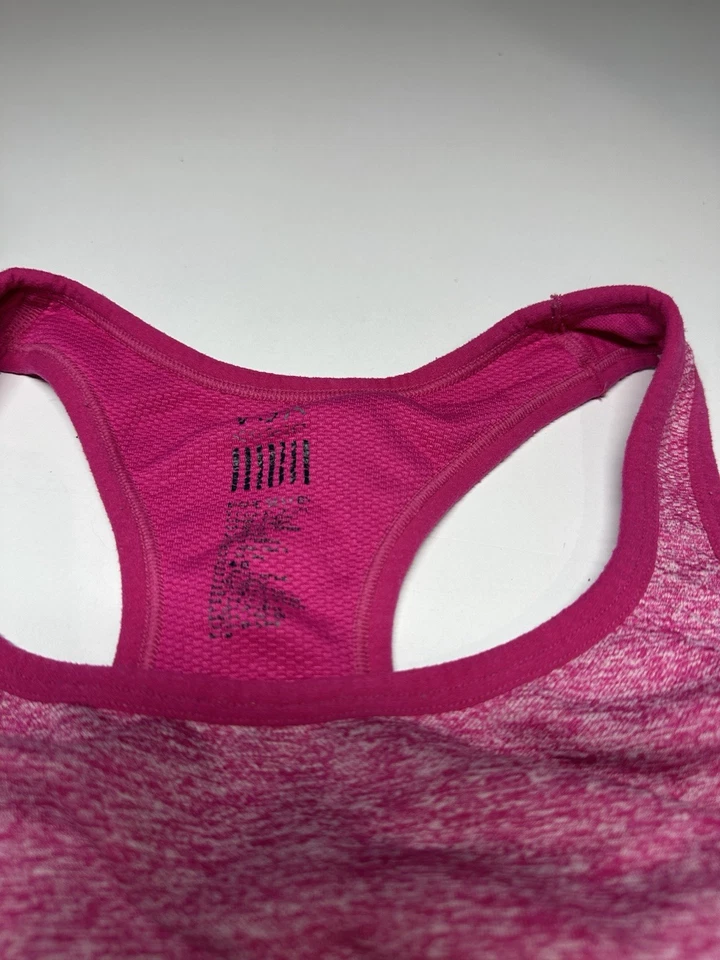 Sujetador deportivo Victoria’s Secret VSX deportivo rosa espalda cruzada para mujer talla mediana Foto 4 de 4