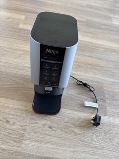 Ninja Creami Breeze Ice Cream Frozen Dessert Maker NC201UK