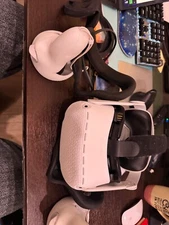 Oculus Quest 2 256GB Advanced All-in-one VR Headset – White (301-00351-01)