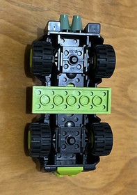 LEGO 10669 Juniors Teenage Mutant Ninja Turtles TURTLE Lair Parts & Pieces Lot