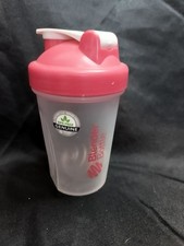 BlenderBottle Shaker Bottle w/ Mixing Ball Red BPA Free 20oz