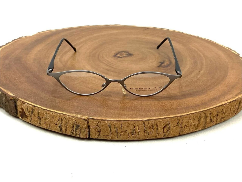 Marco de gafas NEOSTYLE College 261 710 gris negro 46 16 135 mm hecho en Italia nuevo sin caja Foto 2 de 4