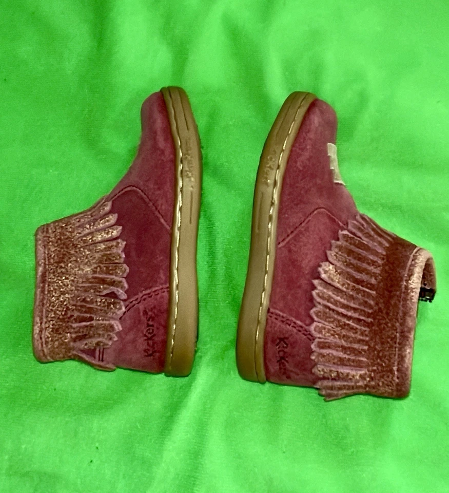 $68 KICKERS GENUINE SUEDE X RUBBER SOLE SIDE ZIPPER X HOOK & LOOP KIDS BOOTS 5 - Image 4 of 4