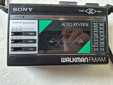 Sony Walkman WM-F18 AM/FM Cassette Player Aut...