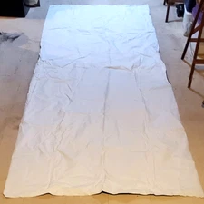 Black/White Ultrabounce Style Reflective Grip Cloth – 5 x 11' – Film Photo