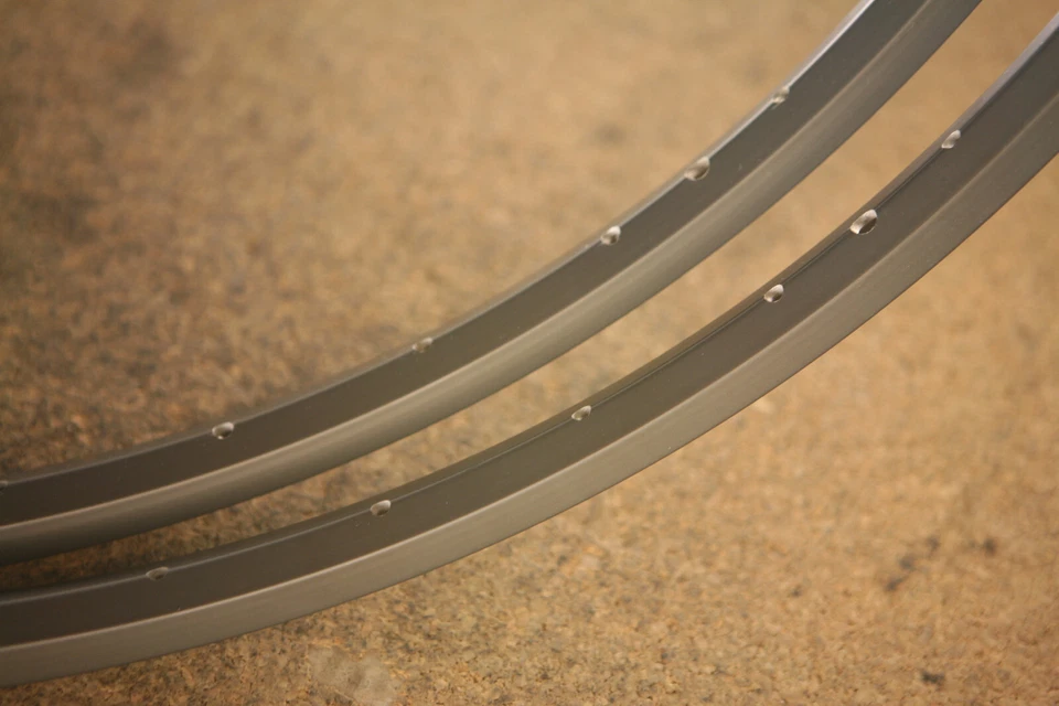 Juego de llantas de cubierta retro Kult NOS NUEVAS Ritchey Cross-Sport Vantage 36 agujeros 700c Foto 4 de 4