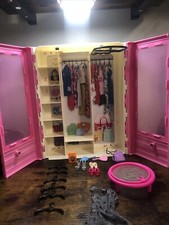 Barbie Fashionista Ultimate Closet Hot Pink Portable Carry Case 2018