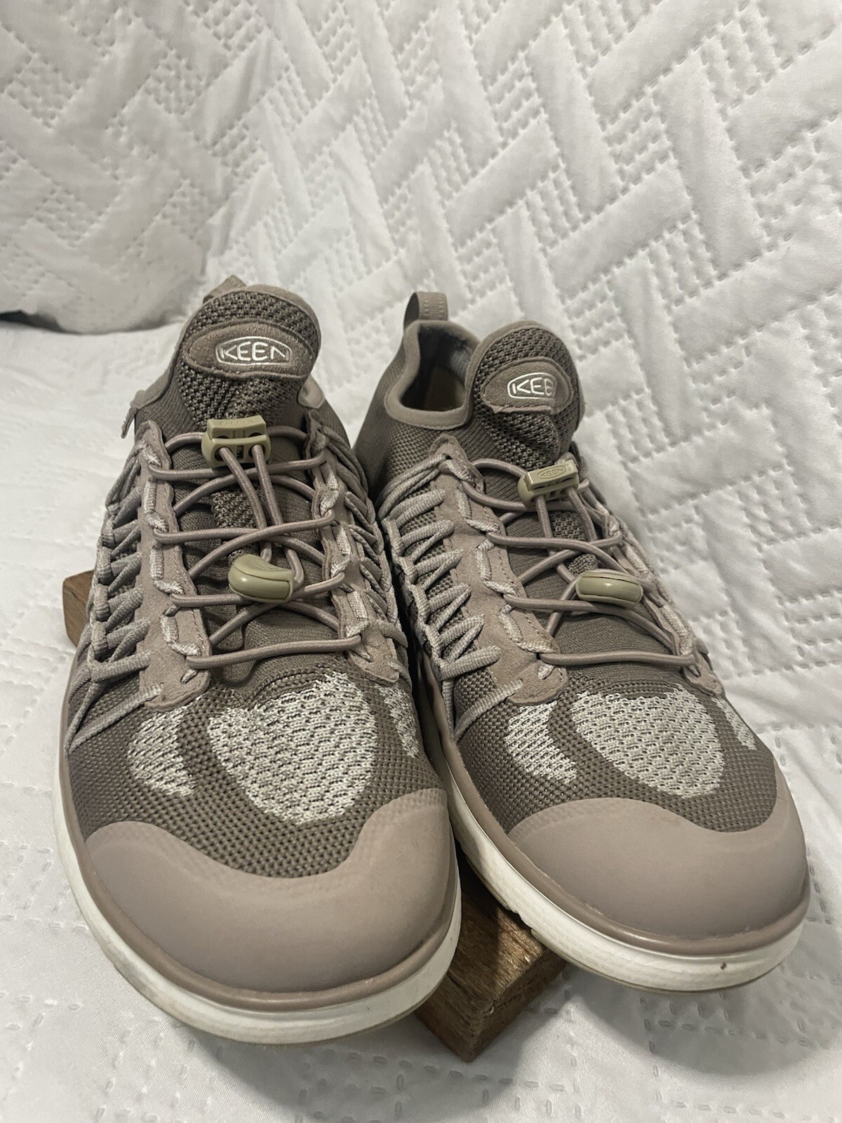 Scarpe casual Keen Uneek EXO Etherea Plaza Taupe da donna taglia 9 5 outdoor 1018773